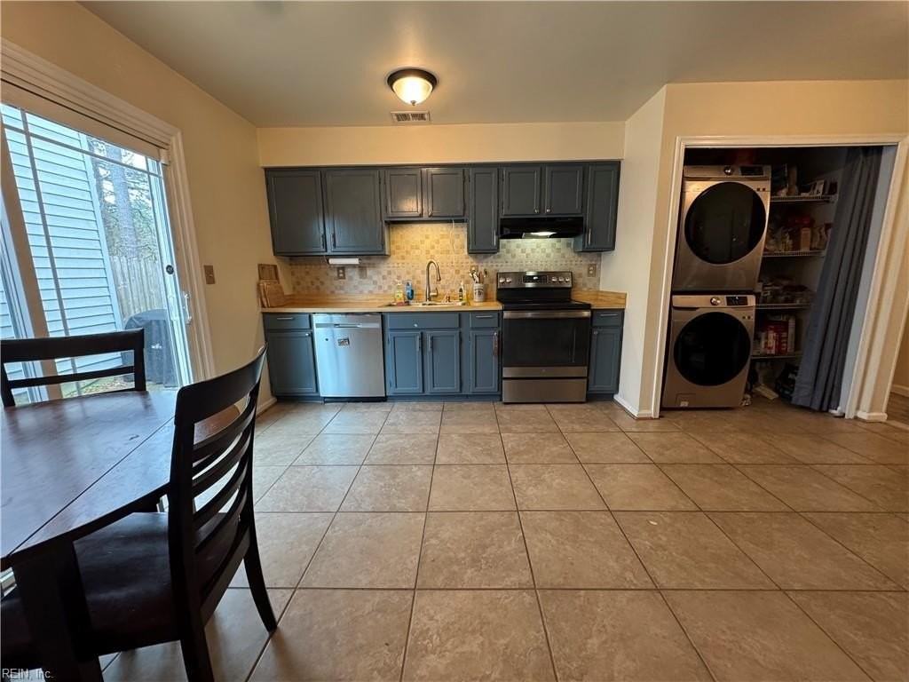2561 Elon Dr - Photo 6 of 21