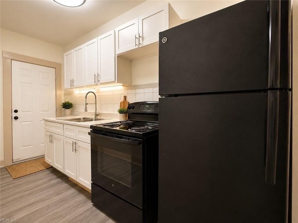 1009 Jackson Ave - Photo 3 of 9