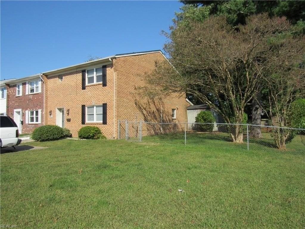 800 Saint Denis Ct