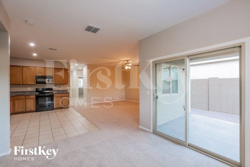 4085 W Coles Rd - Photo 6 of 15