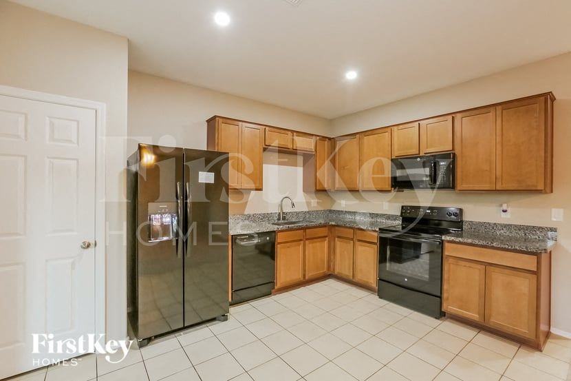 4085 W Coles Rd - Photo 7 of 15