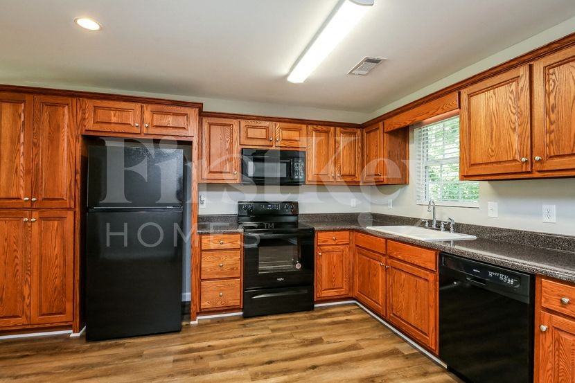 294 Cedar Springs Ln - Photo 4 of 15