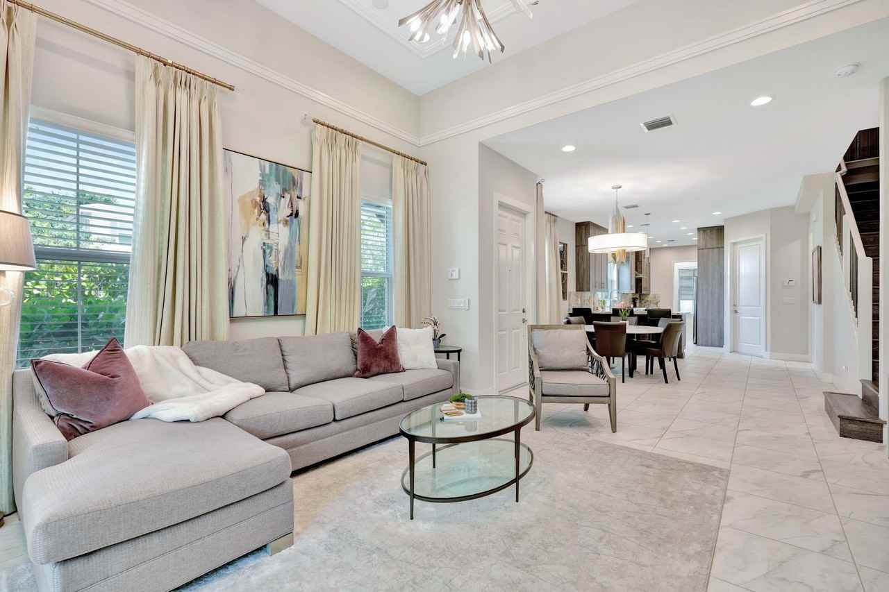 4952 Pointe Midtown Way - Photo 5 of 50