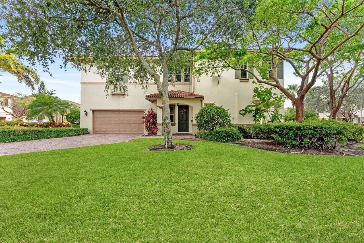 6013 Nw 118th Dr - Photo 4 of 42