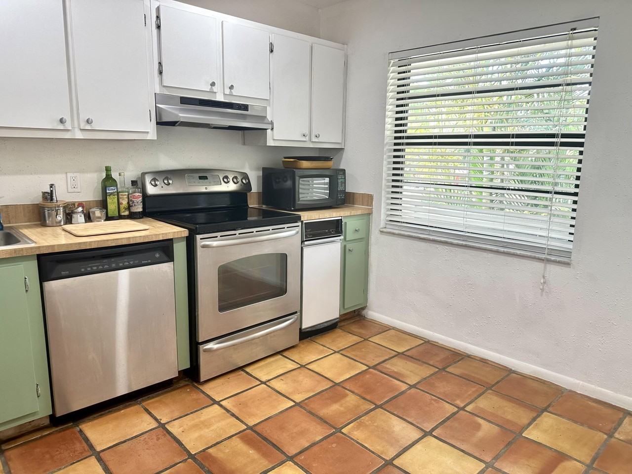 21535 Cypress Hammock Dr #36J - Photo 3 of 19