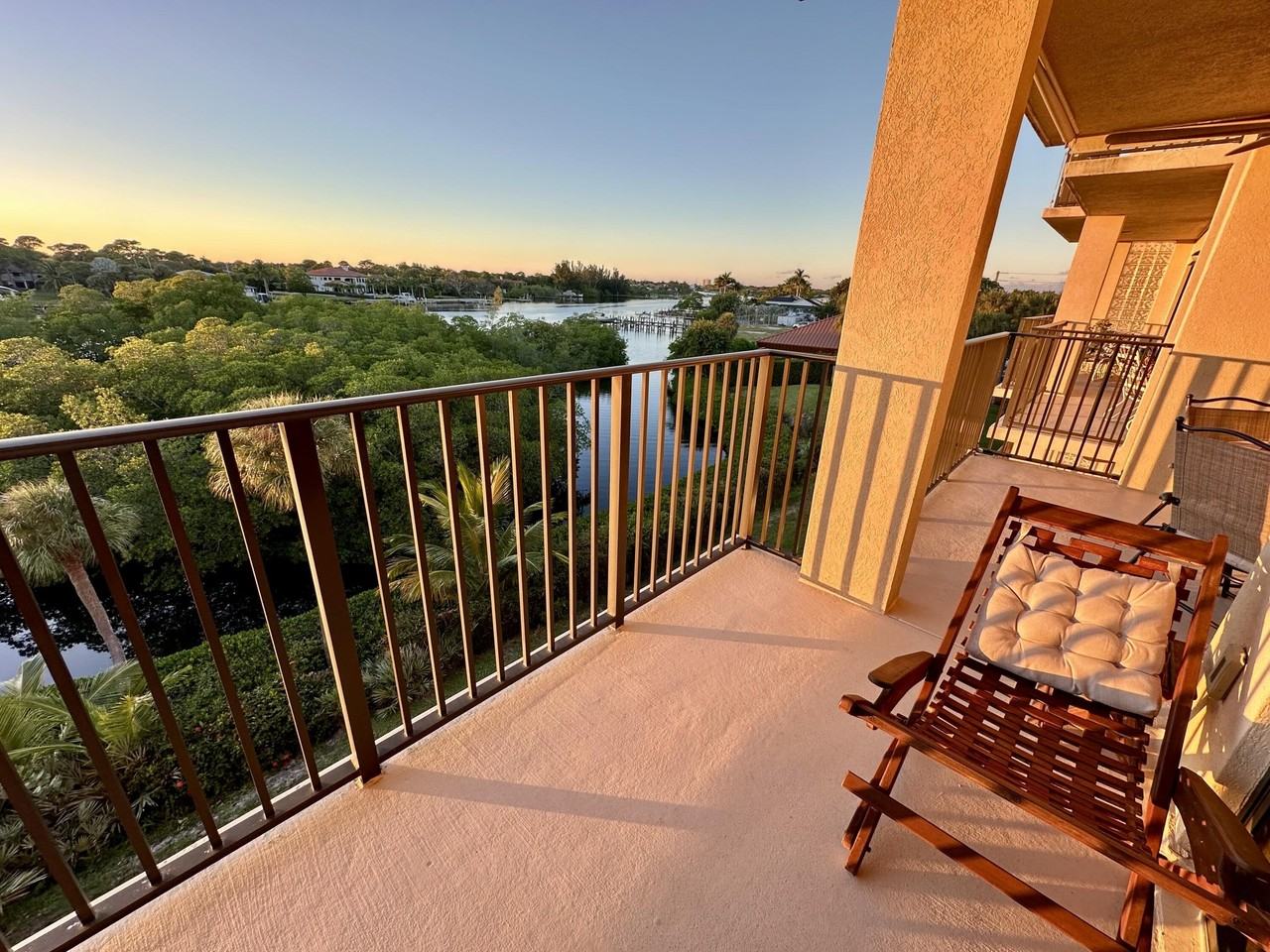 1701 Marina Isle Way #402 - Photo 4 of 20