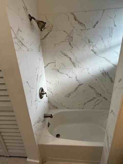 2301 Ne 16th St - Photo 4 of 9