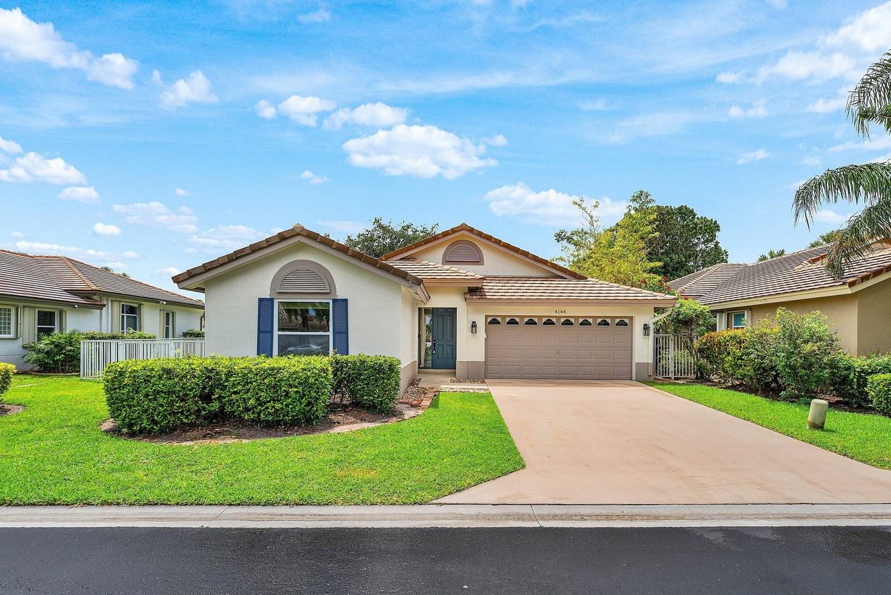 4144 Manor Forest Trl