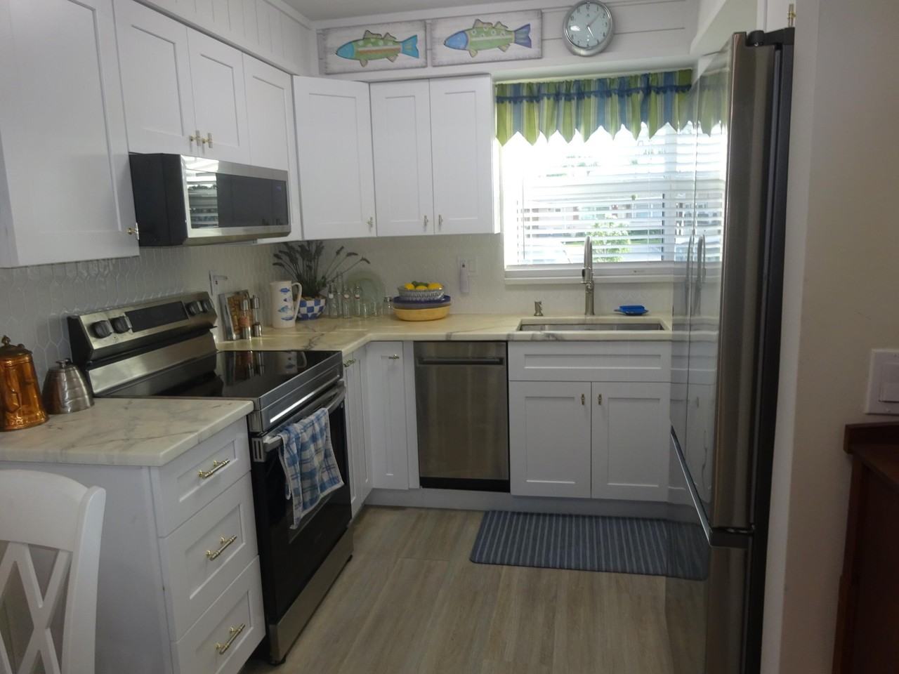 2763 Dudley Dr W #H - Photo 4 of 19