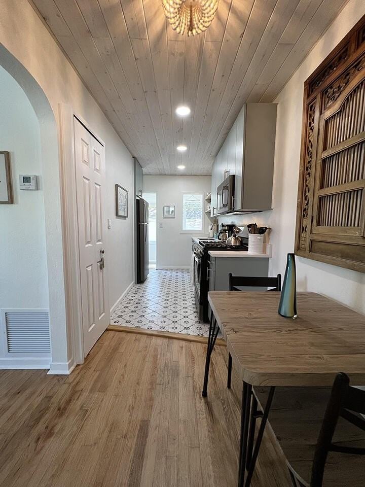 430 N L St - Photo 6 of 19