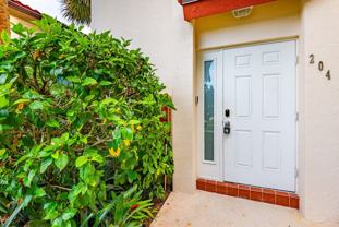 380 Nw 67th St #J204 - Photo 1 of 1