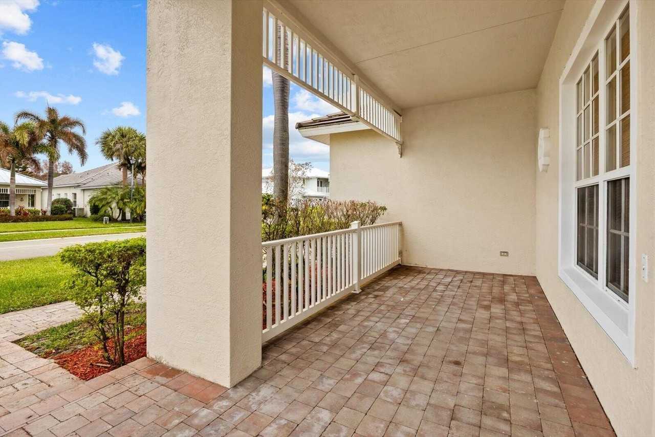 206 Nw Magnolia Lakes Blvd - Photo 4 of 50