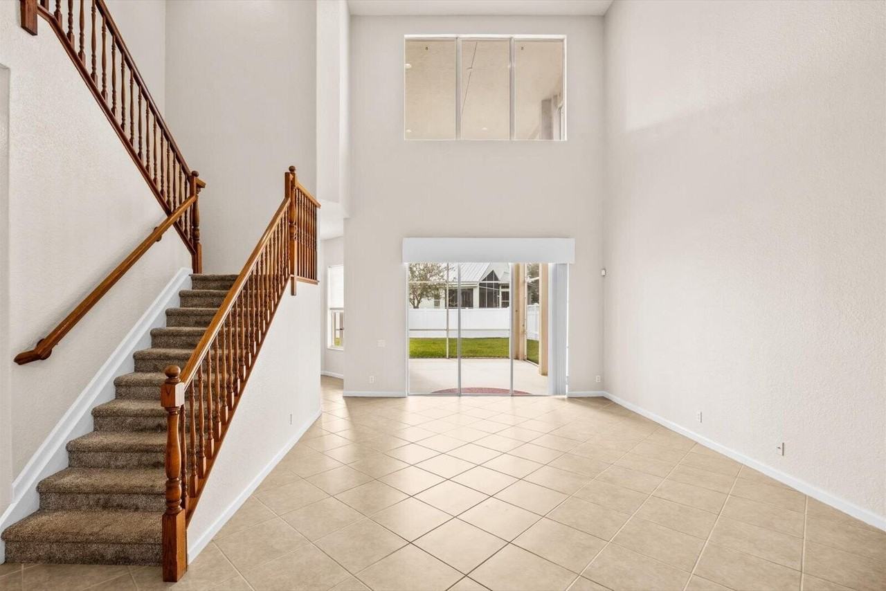 206 Nw Magnolia Lakes Blvd - Photo 7 of 50