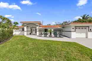 4990 Nw 2nd Ct - Photo 1 of 1