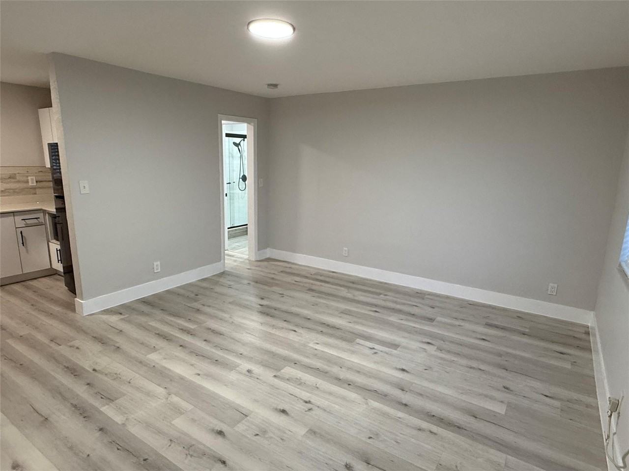 720 Ne 7th St #2A - Photo 7 of 22
