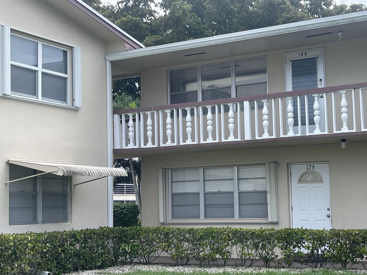 188 Cambridge H - Photo 2 of 32