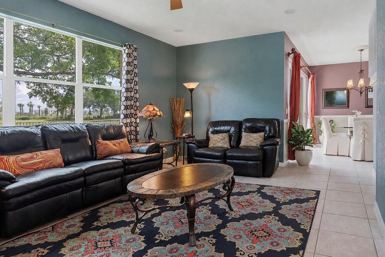 217 Berenger Walk - Photo 5 of 41