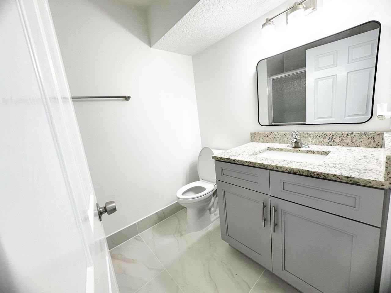1033 Goldenrod Rd - Photo 5 of 8