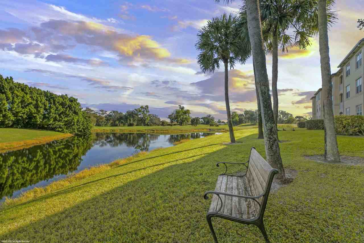 2040 Greenview Shores Blvd #203 - Photo 5 of 12
