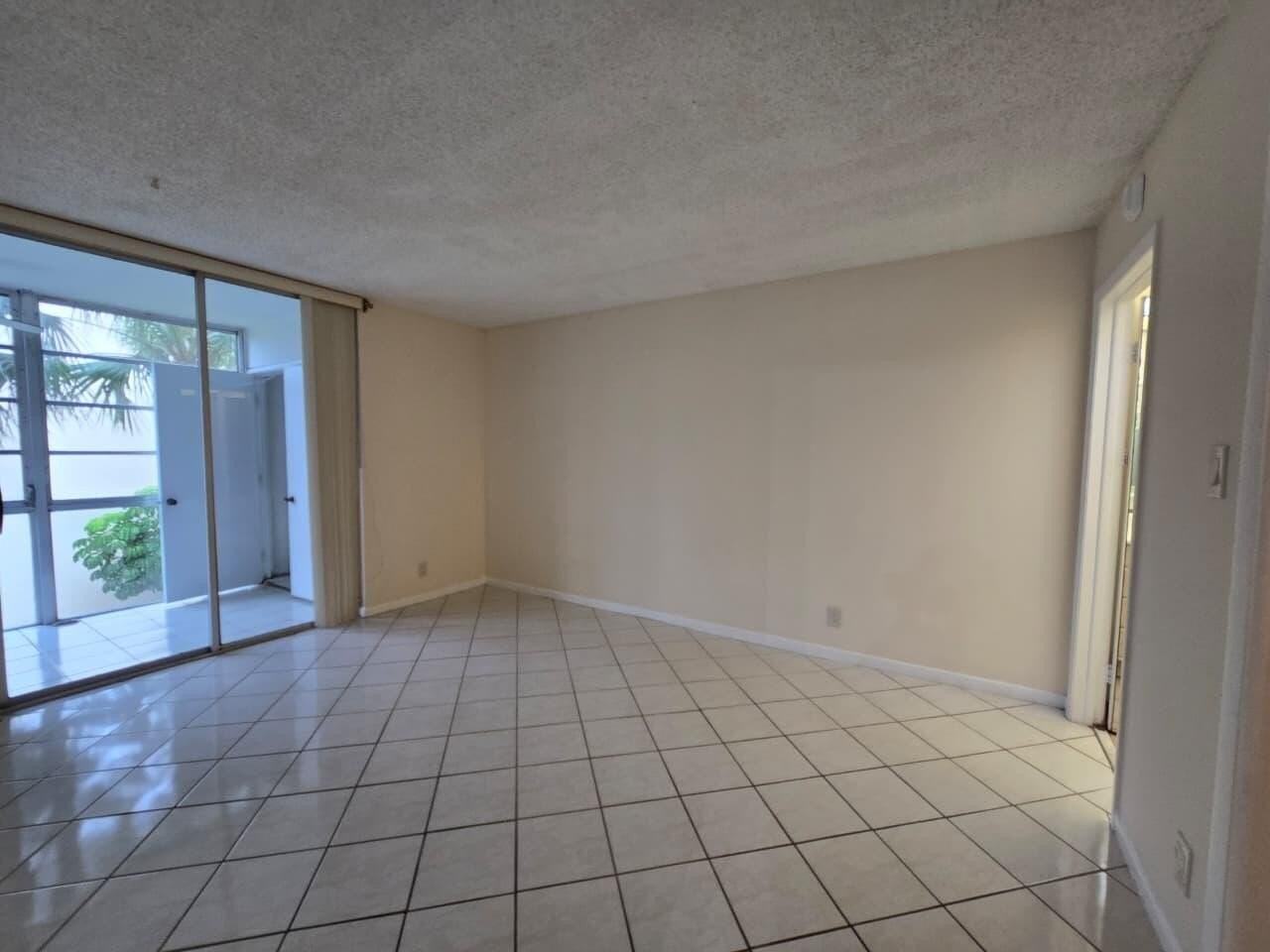 3141 Nw 47th Ter #326 - Photo 4 of 12