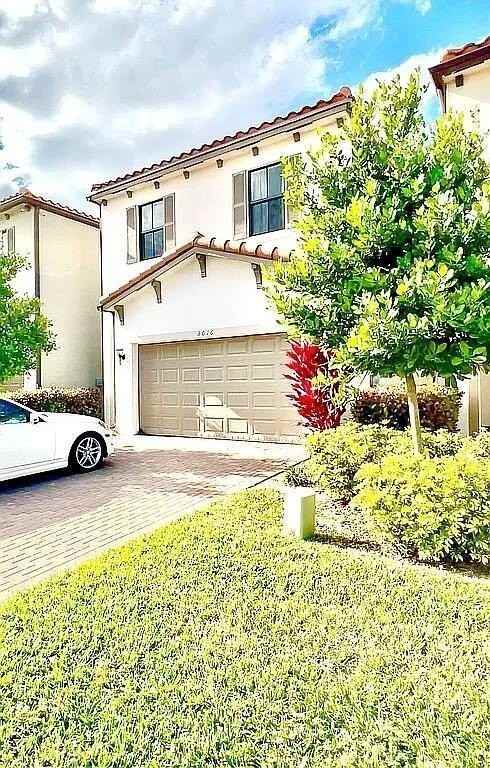 3016 King Palm Way - Photo 3 of 21