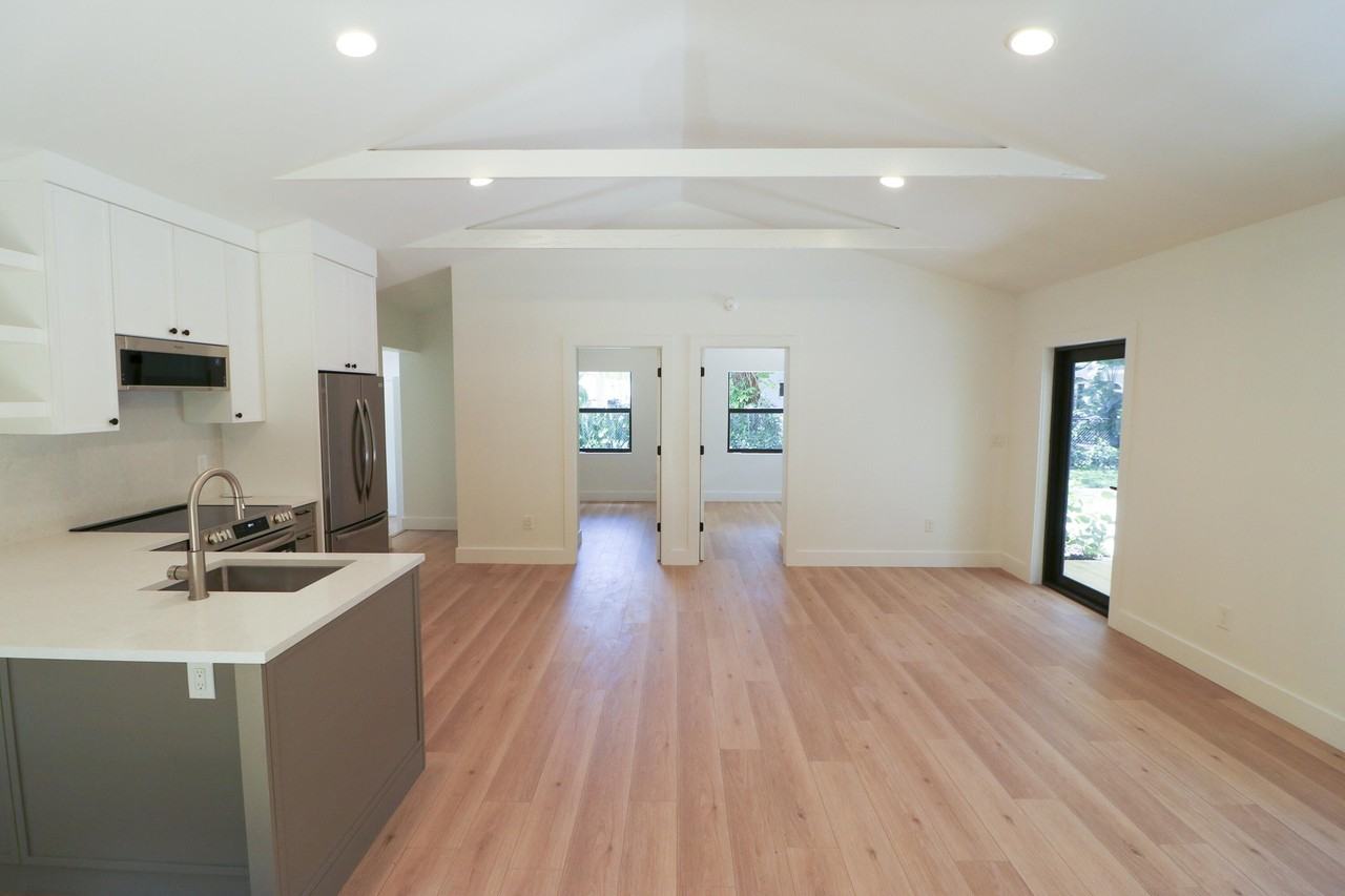 2101 Riverland Rd - Photo 4 of 37