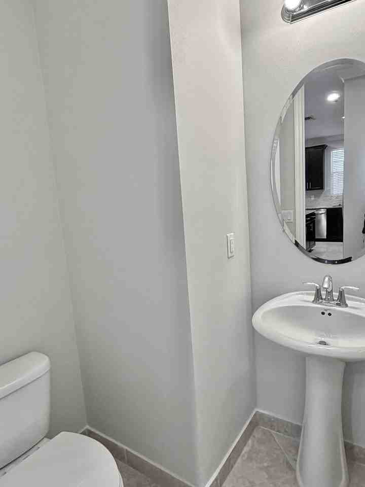 123 N K St #B - Photo 5 of 26