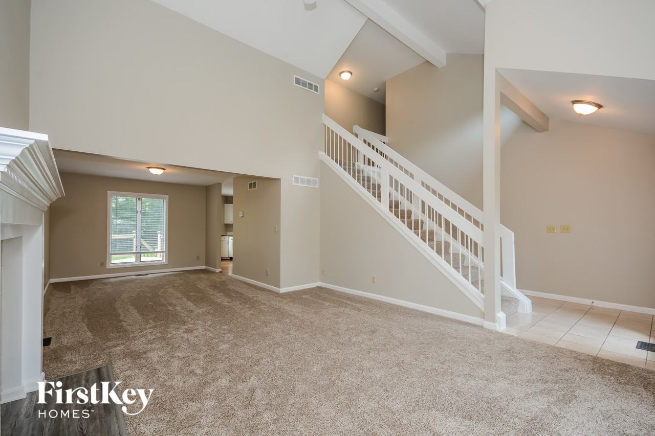 5583 Mount Zion Rd - Photo 4 of 15