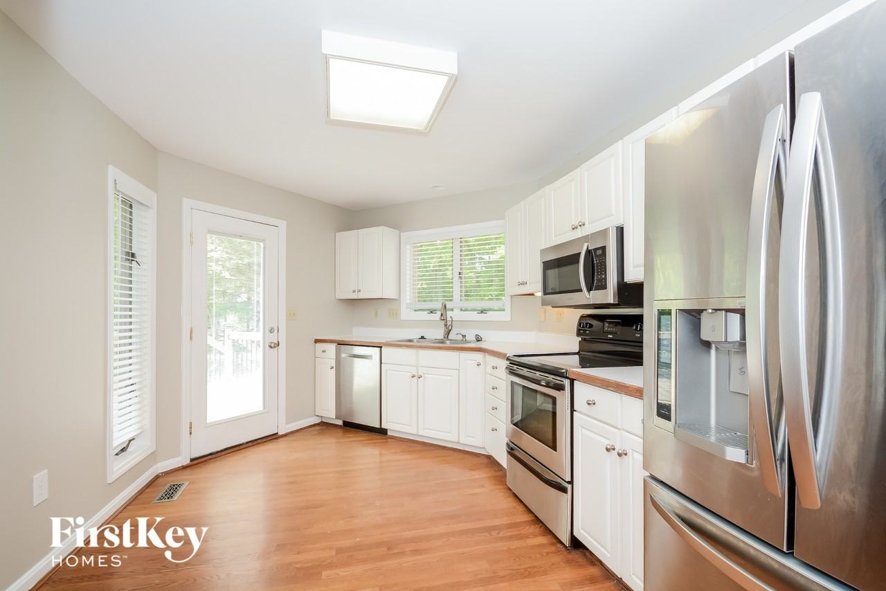 5583 Mount Zion Rd - Photo 6 of 15
