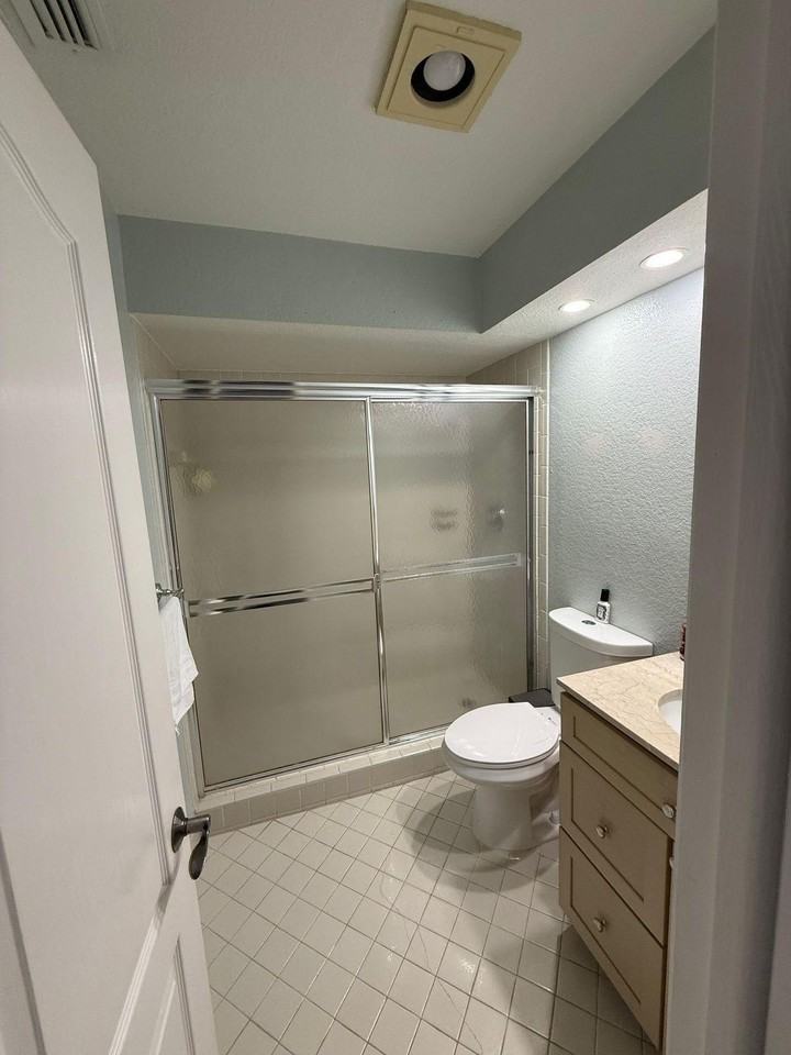 6125 Via Laguna Ln - Photo 3 of 15