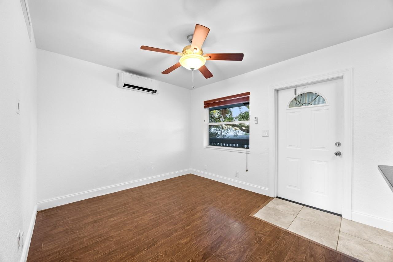 413 Se 16th St #4 - Photo 7 of 19