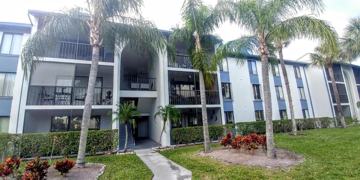 featured image of 1009 Green Pine Blvd #D3