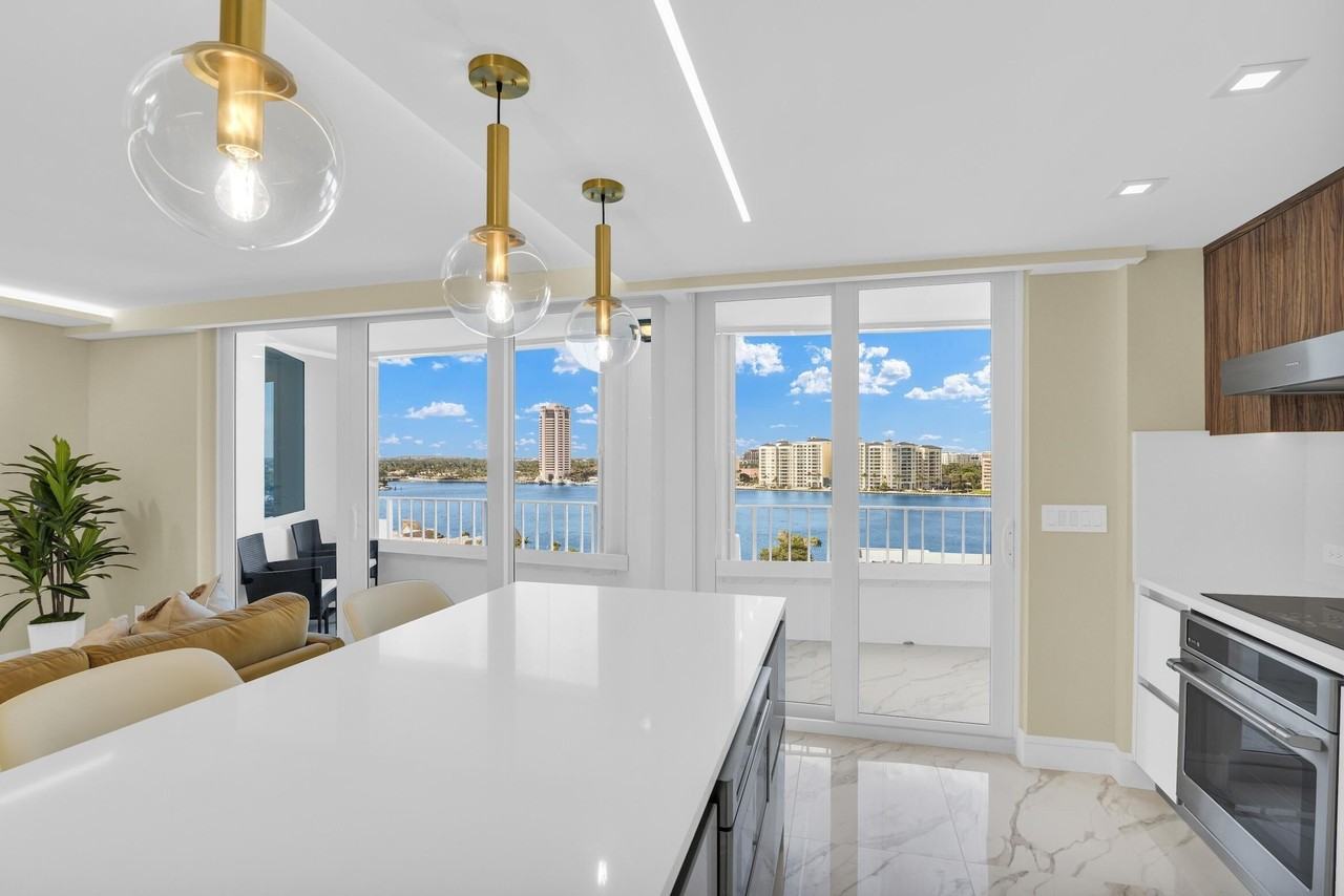550 S Ocean Blvd #1009 - Photo 3 of 50