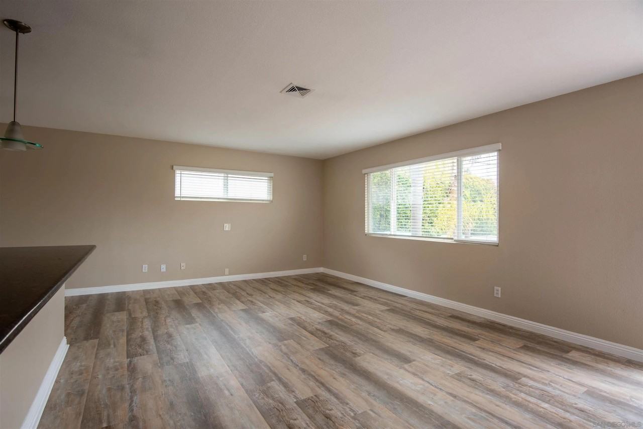4632 Finsen Ave - Photo 2 of 27