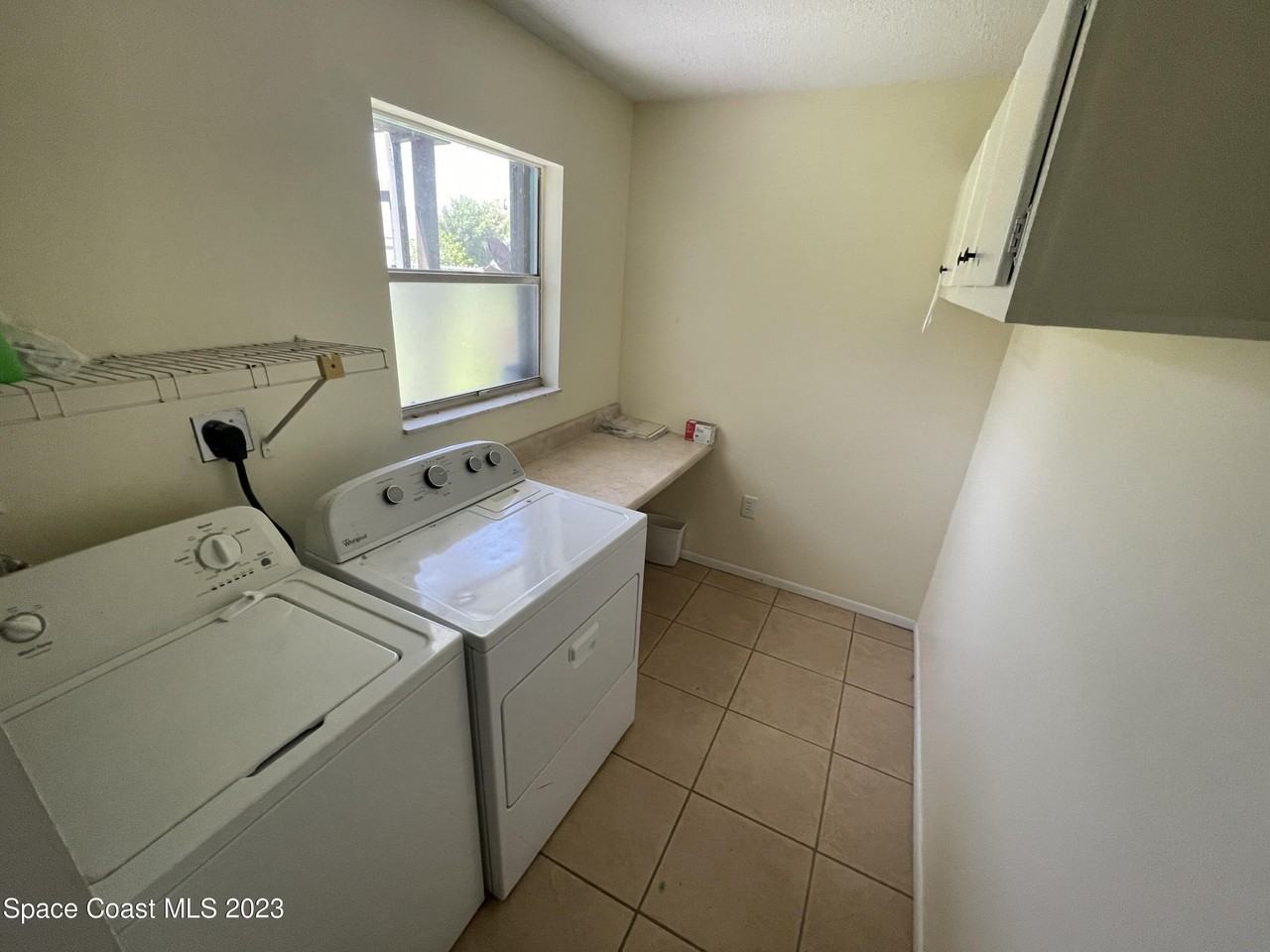 897 Levitt Pkwy - Photo 7 of 15