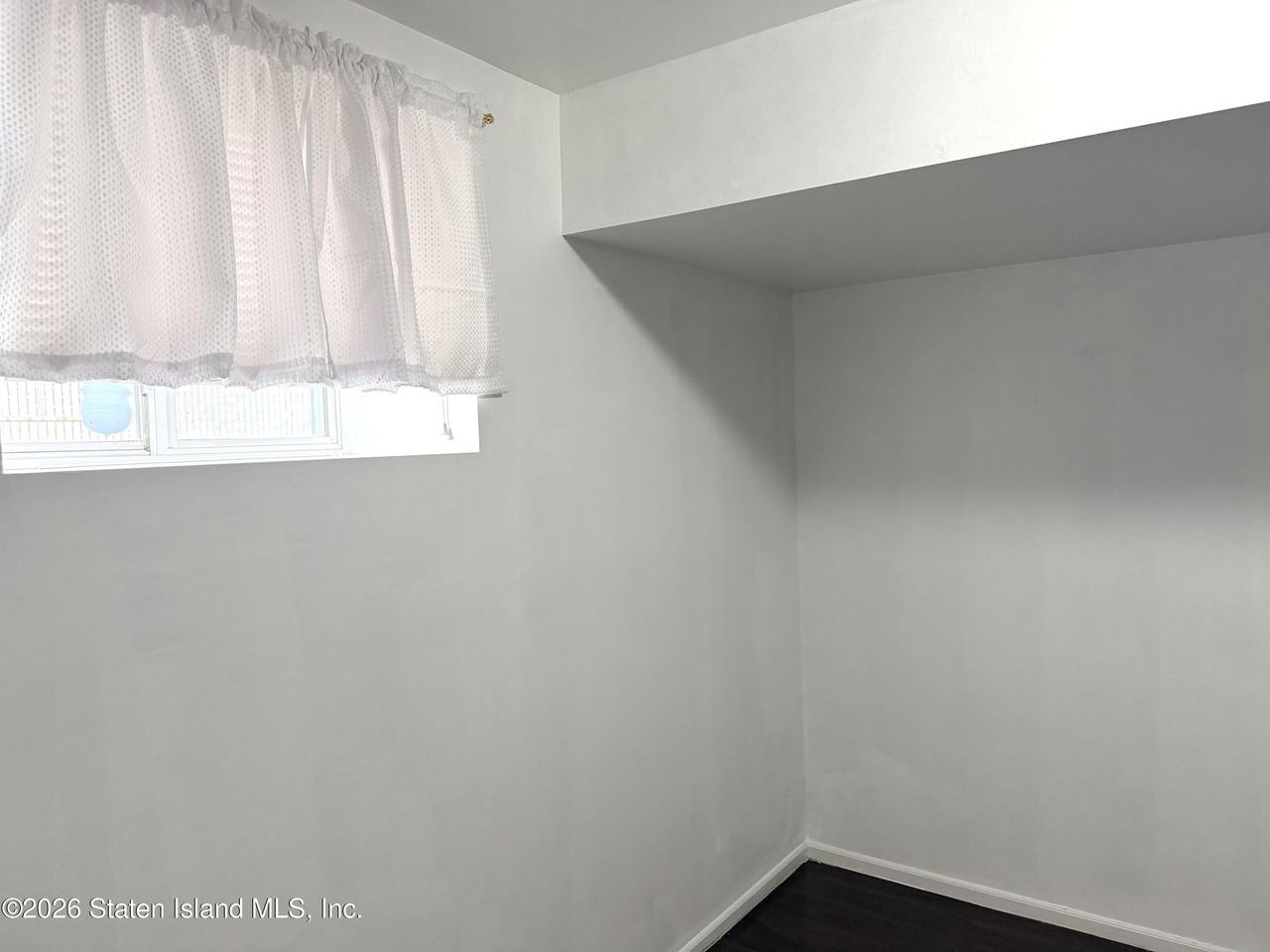 223 Buel Ave #B - Photo 6 of 6