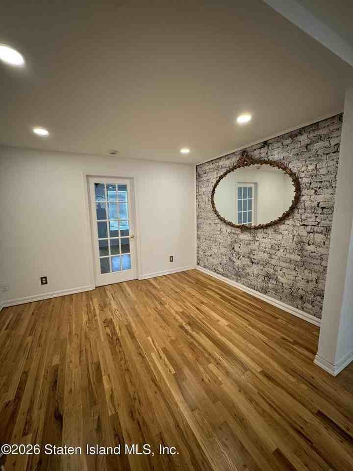 78 4th Pl #3 - Photo 2 of 11