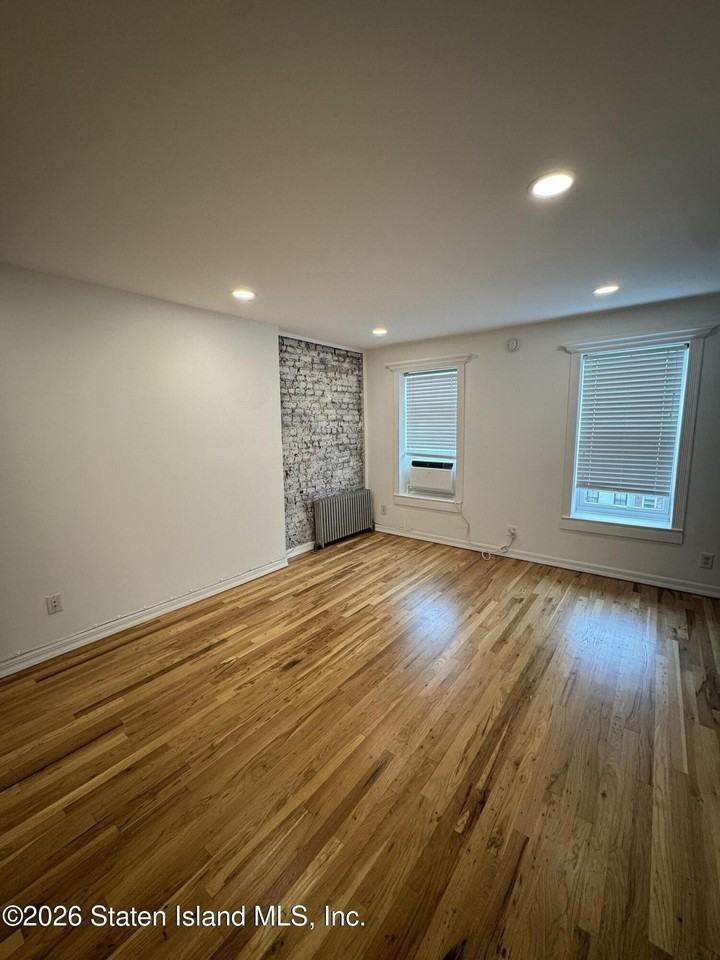 78 4th Pl #3 - Photo 3 of 11