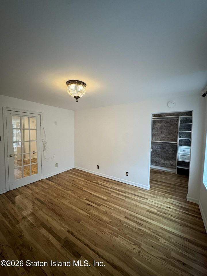 78 4th Pl #3 - Photo 7 of 11