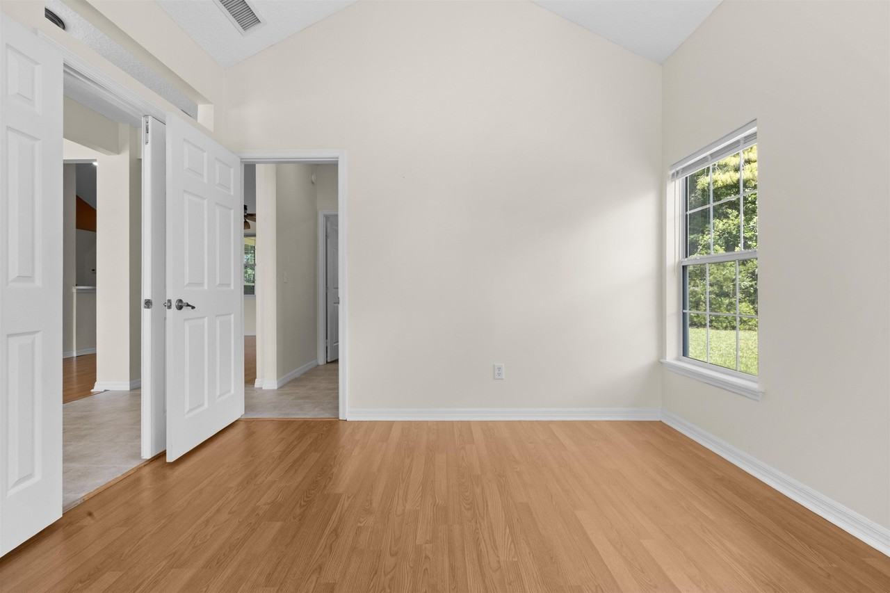 289 N Churchill Dr - Photo 6 of 45
