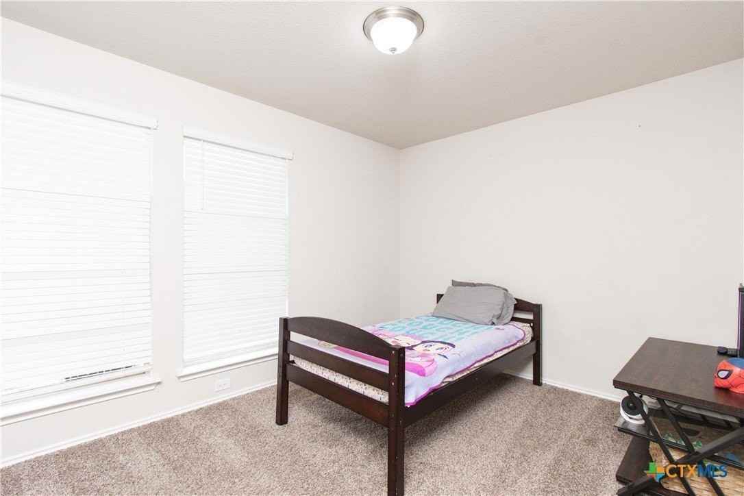 2515 Pintail Loop - Photo 2 of 24
