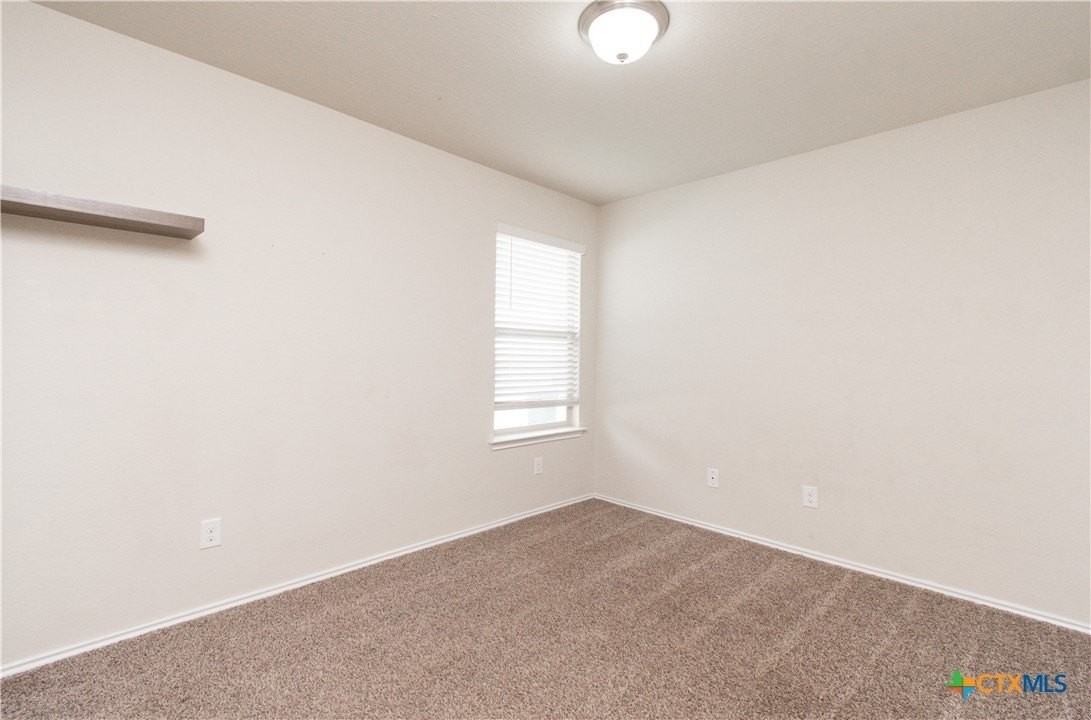 2515 Pintail Loop - Photo 5 of 24