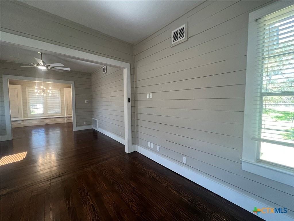 16862 Fm 306 - Photo 5 of 29
