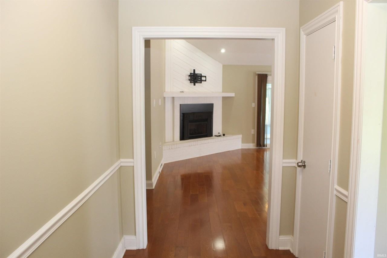 7601 Bellemeade Ave - Photo 3 of 19