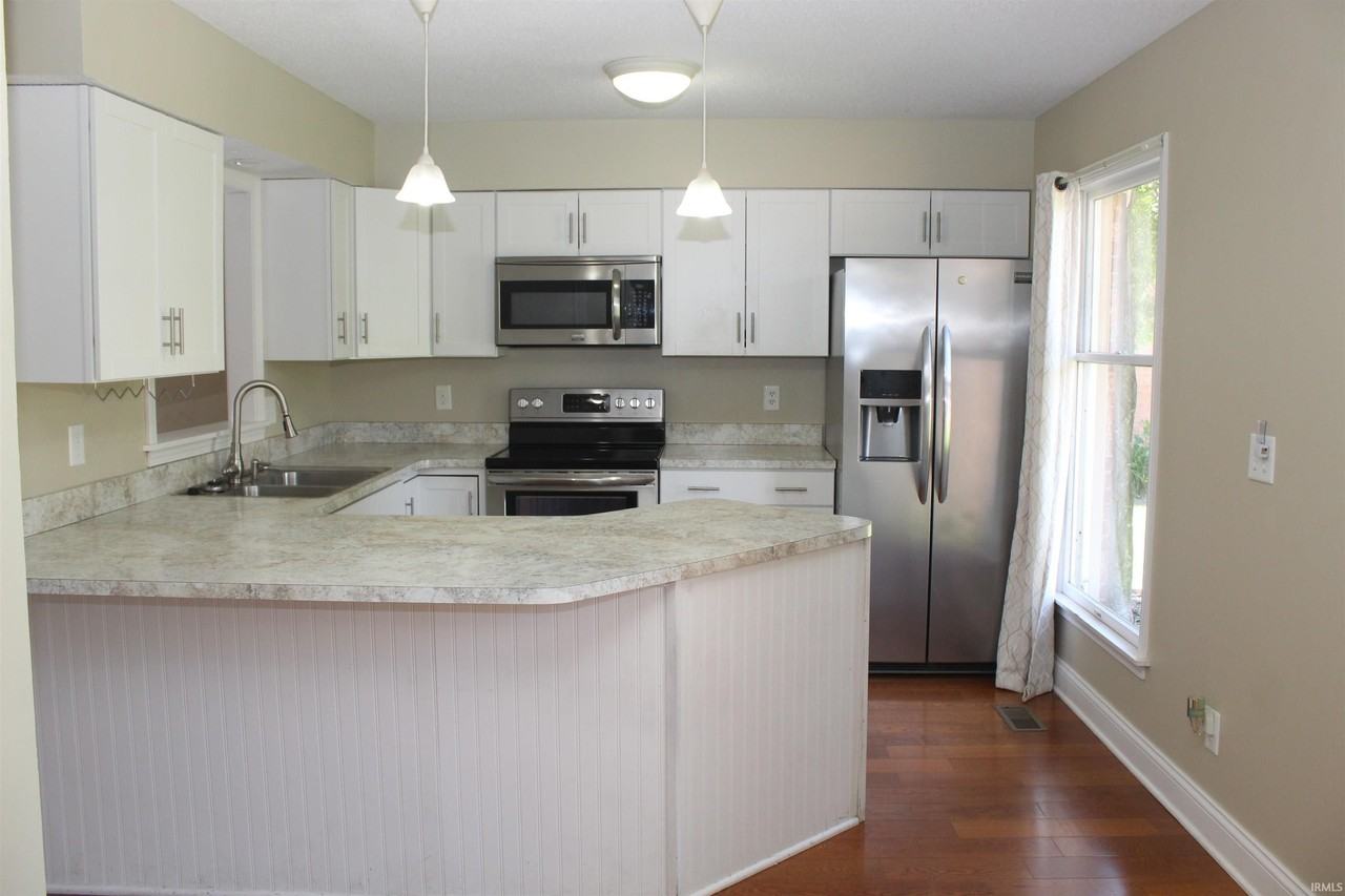 7601 Bellemeade Ave - Photo 5 of 19