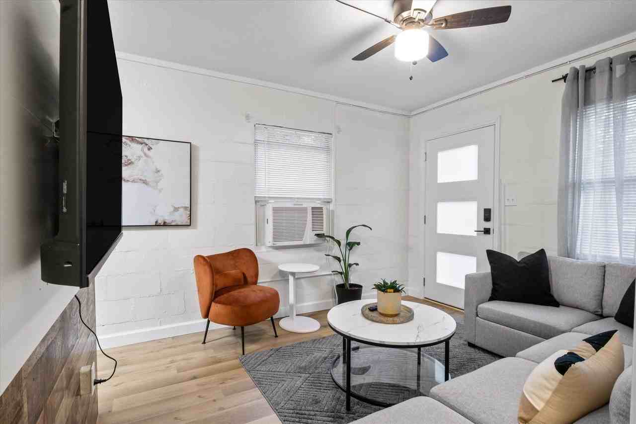 762 Westcott St #1 - Photo 4 of 9