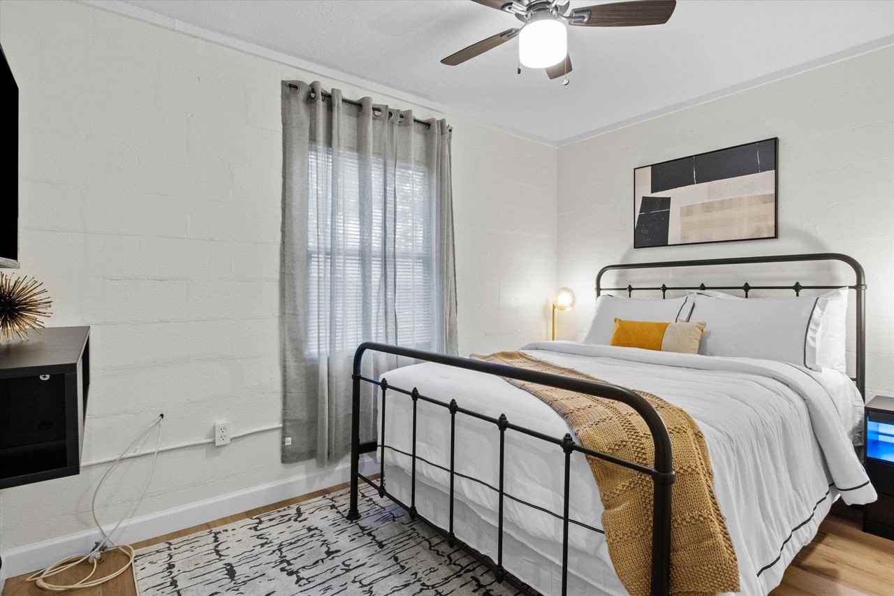 762 Westcott St #1 - Photo 5 of 9