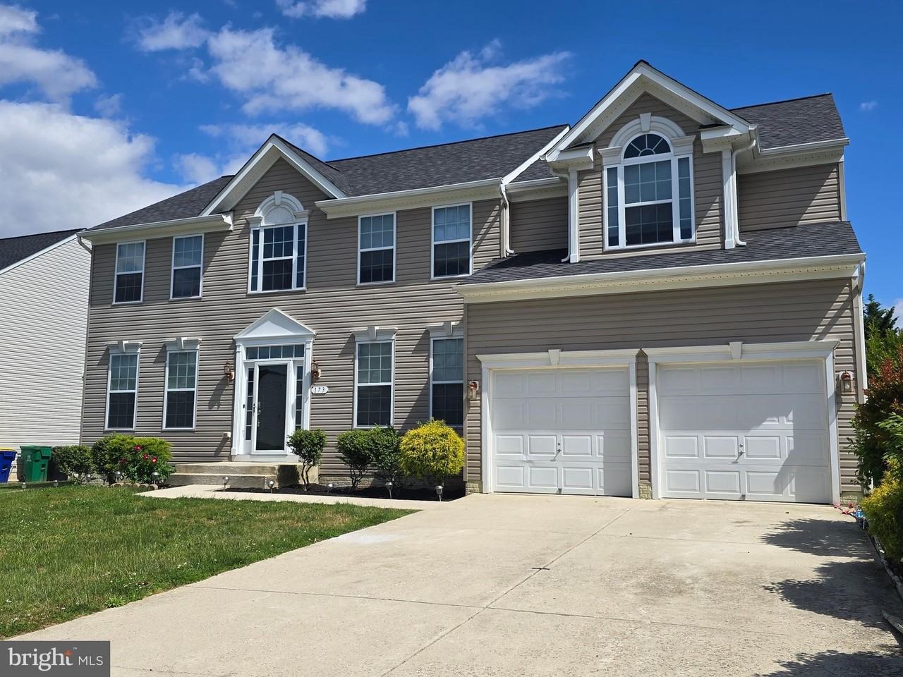 173 Heartleaf Ln - Photo 2 of 50