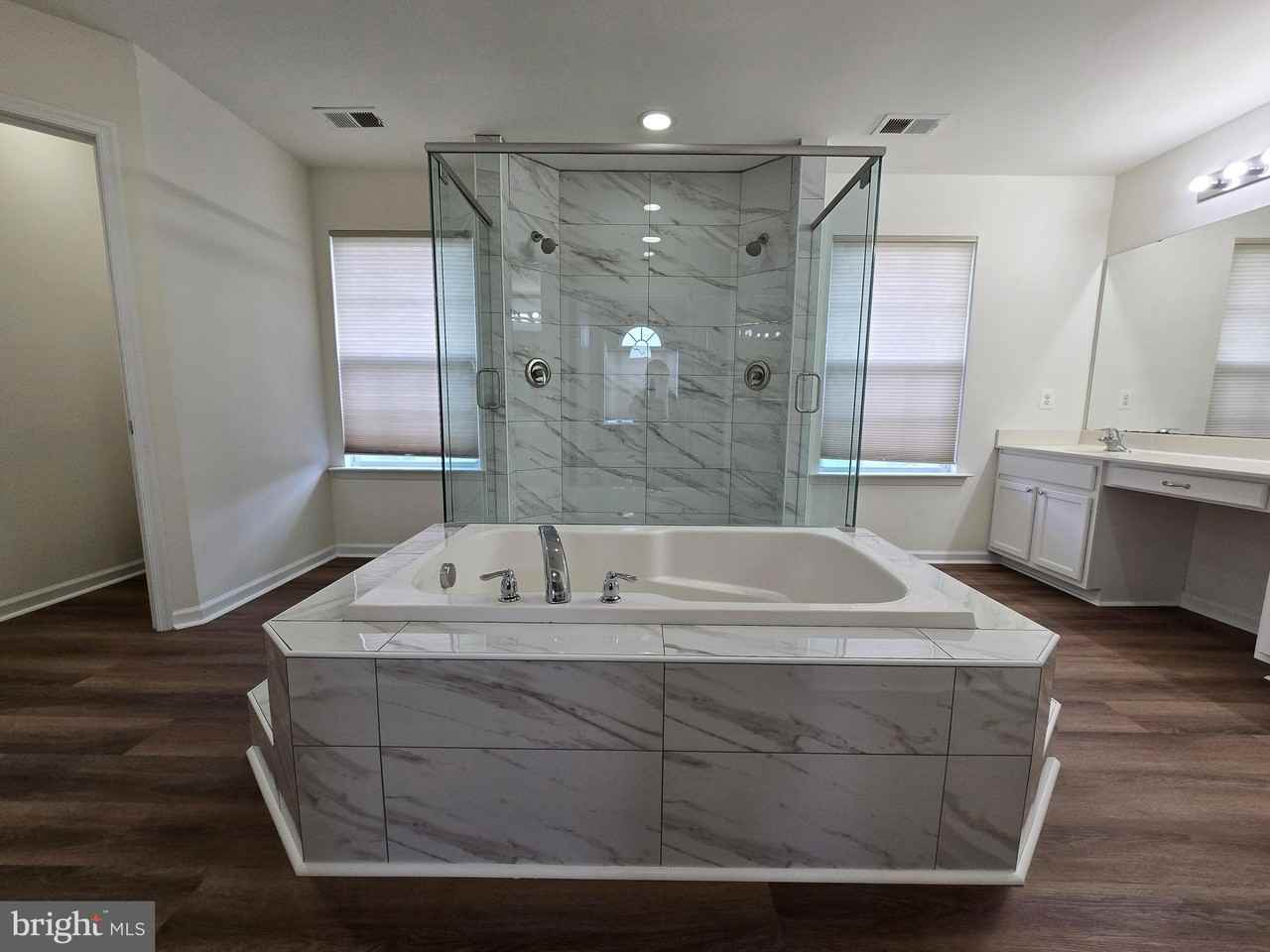 173 Heartleaf Ln - Photo 4 of 50