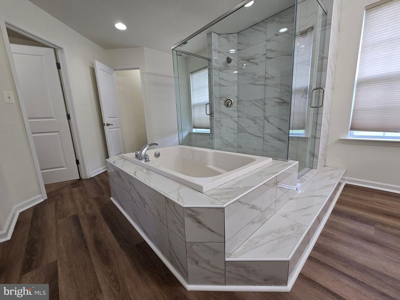173 Heartleaf Ln - Photo 5 of 50